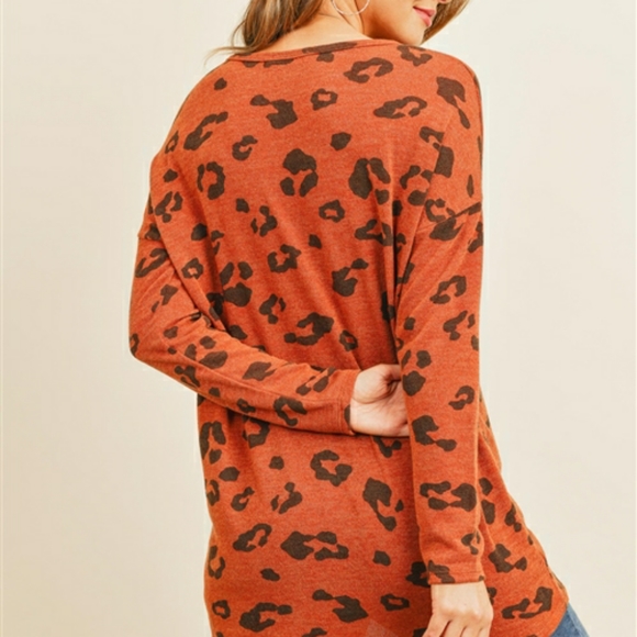 Rust animal print top! - Picture 2 of 2